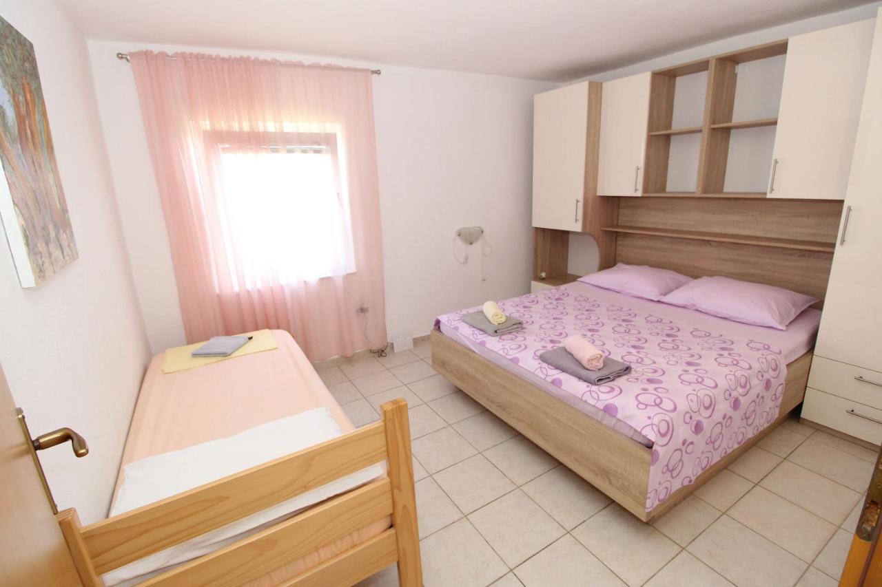Apartment Marija Kolan Exteriér fotografie