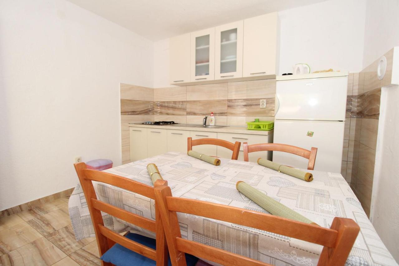 Apartment Marija Kolan Exteriér fotografie